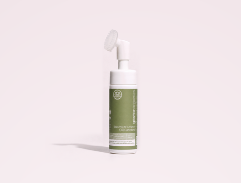 Espuma de Limpeza Oil Control